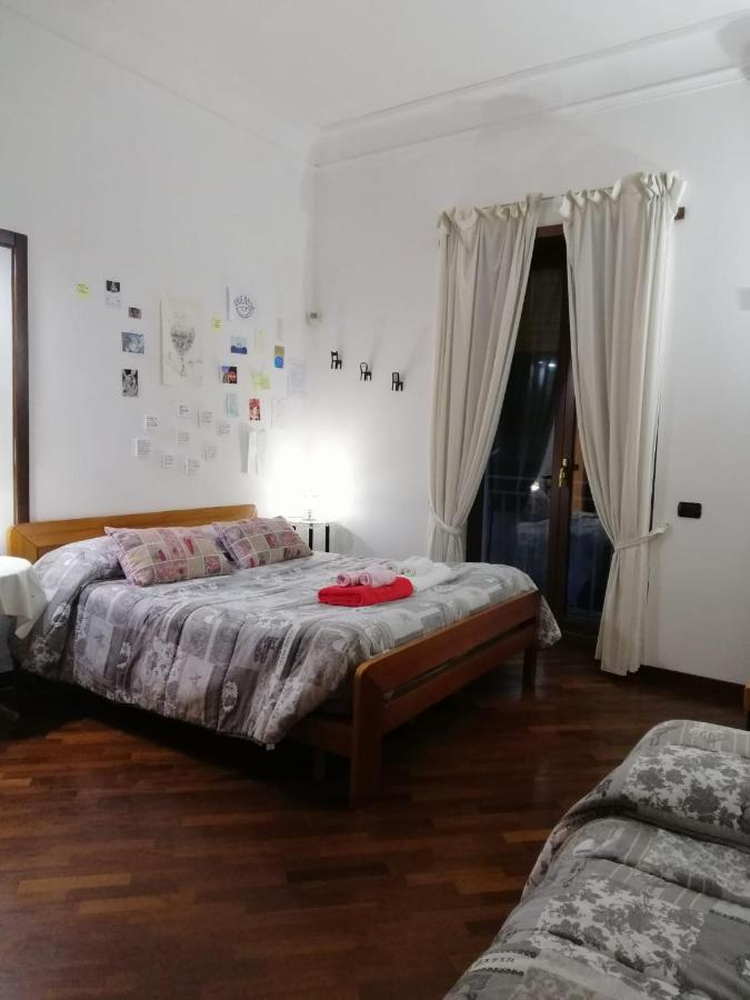 La Casa Di Tania A Napoli Appartement Buitenkant foto