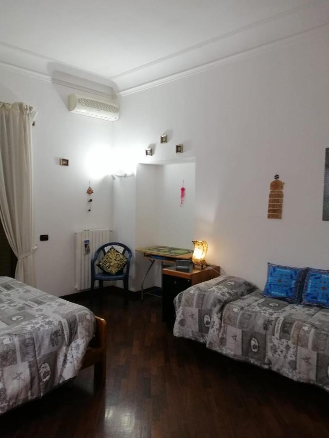 La Casa Di Tania A Napoli Appartement Buitenkant foto