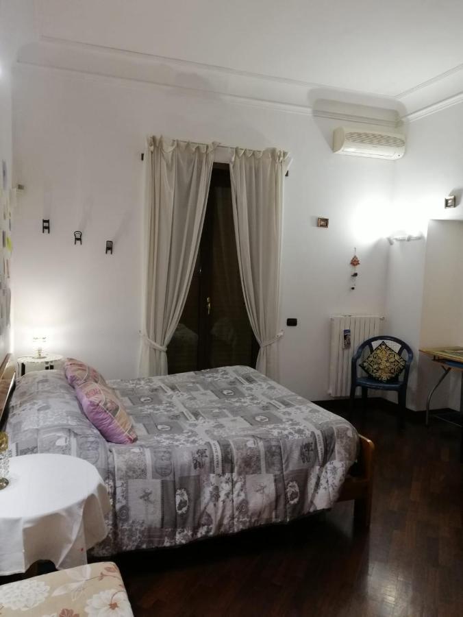 La Casa Di Tania A Napoli Appartement Buitenkant foto